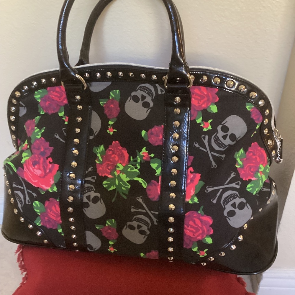 Brand new Betsy Johnson Skull Satchel Bag